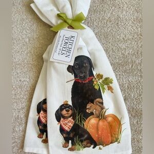 NWT Set of 2 Dogs and Squirrel Fall Kitchen Towels